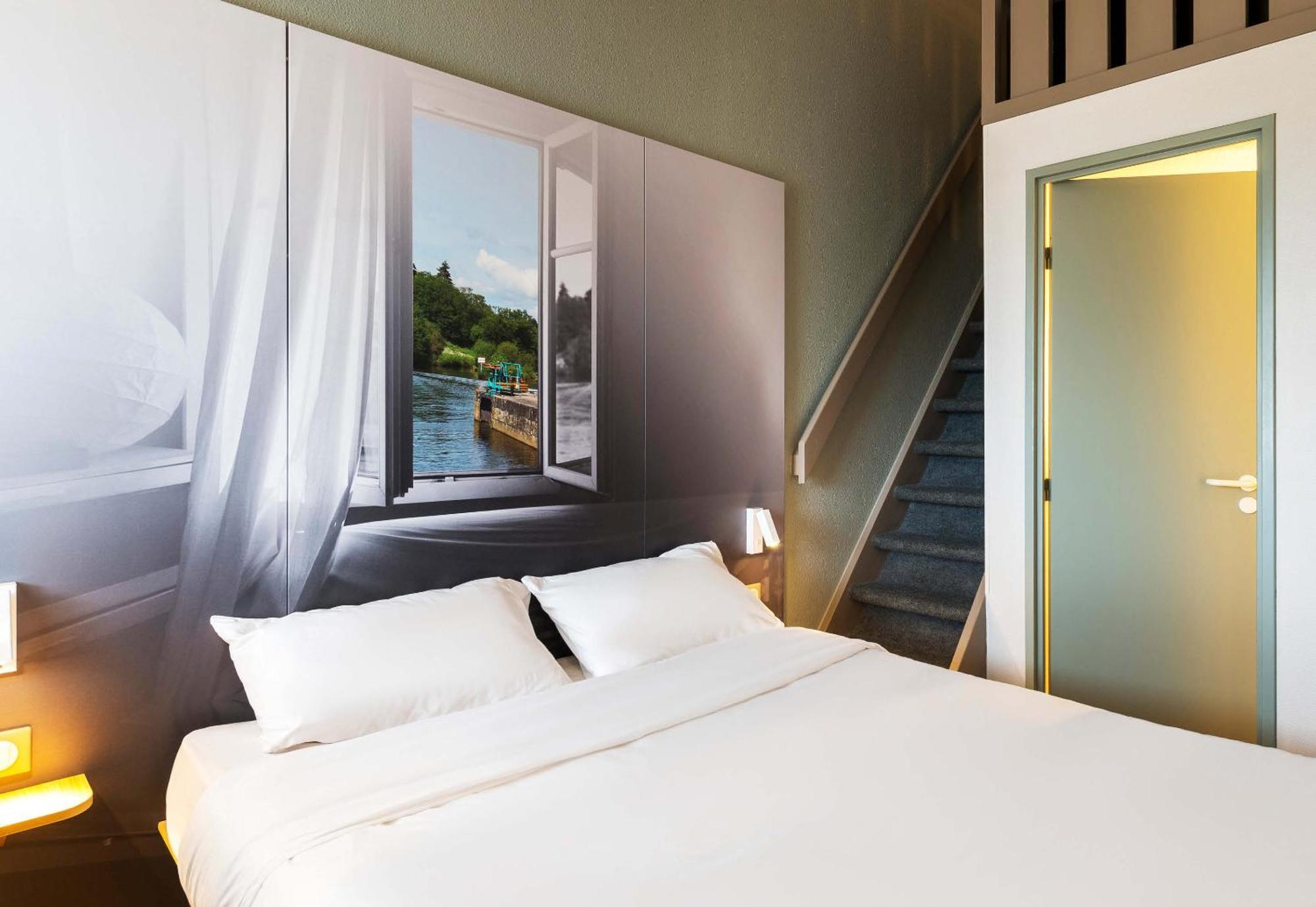 B&B Hotel Laval Change Bagian luar foto